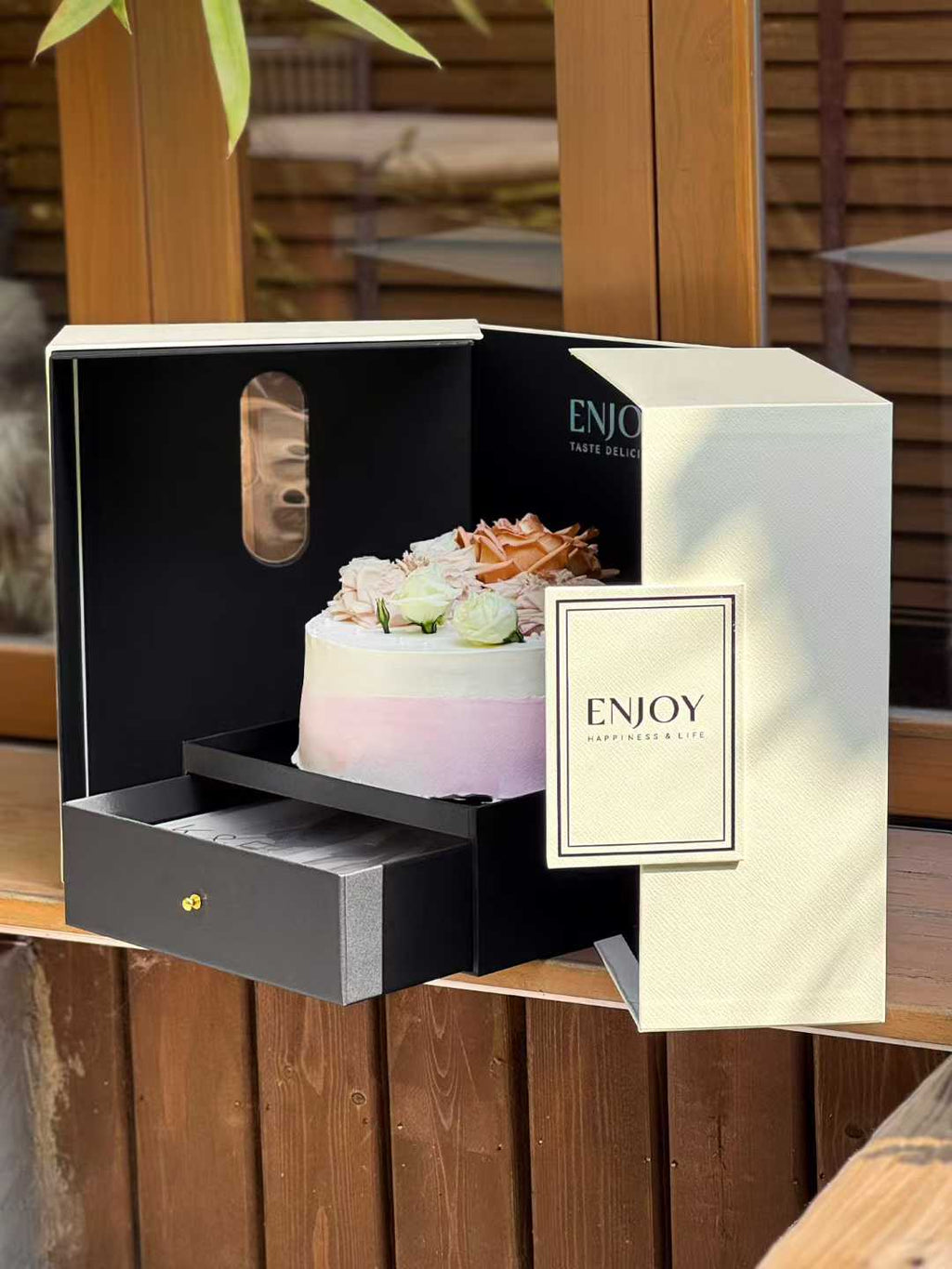 Cake Box