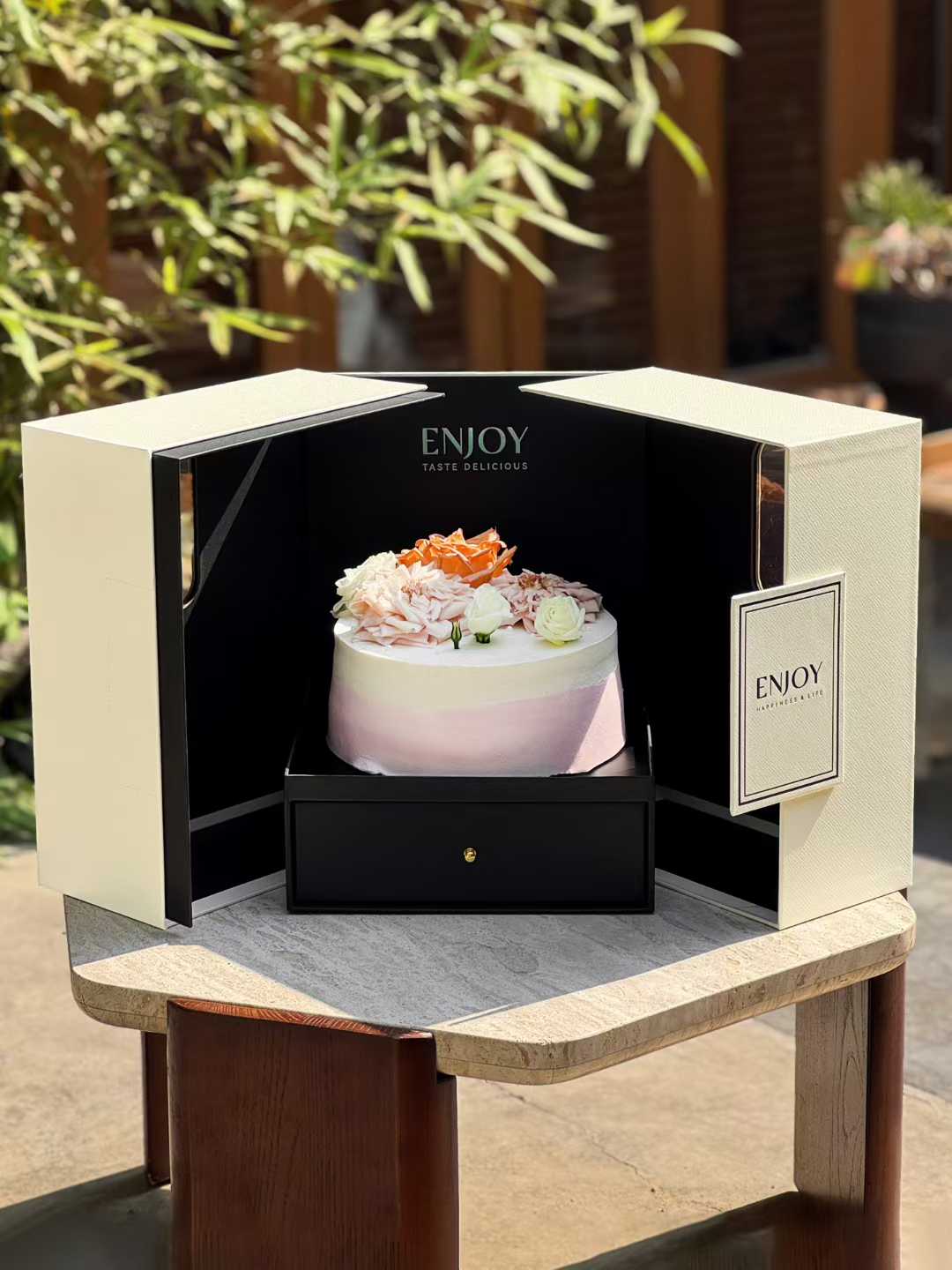 Cake Box