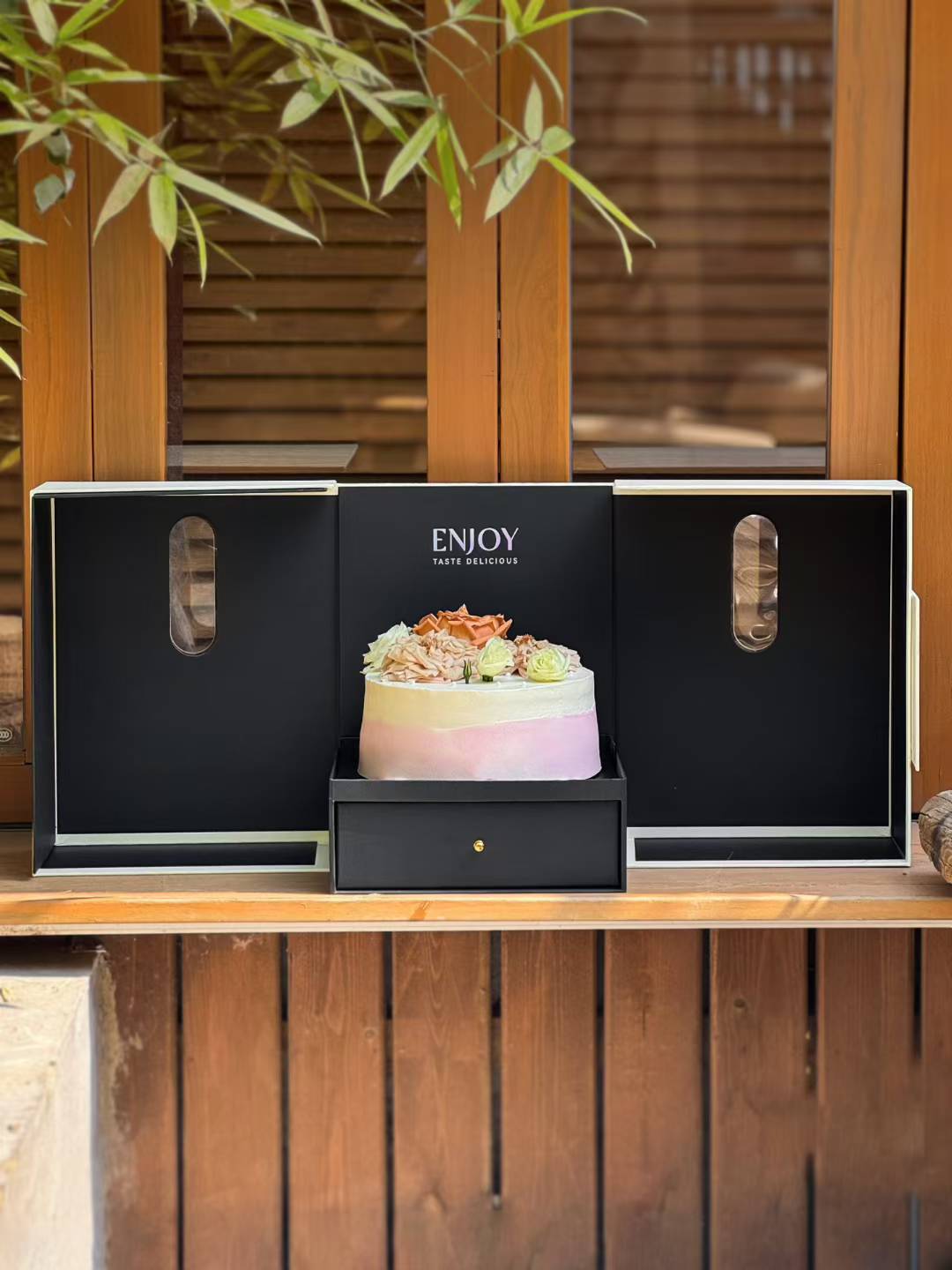 Cake Box